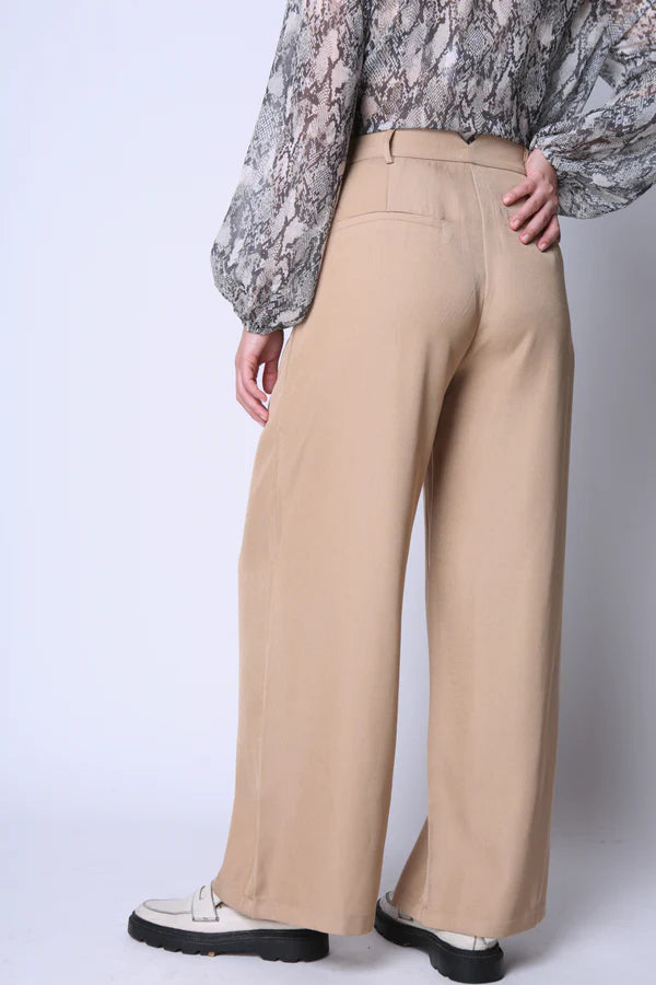 Pantalón Sastrero Dad Arena 379