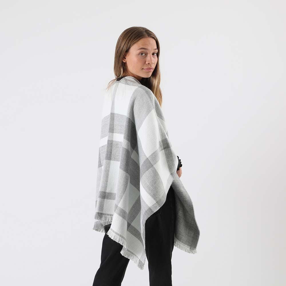 Poncho Zigzag BW