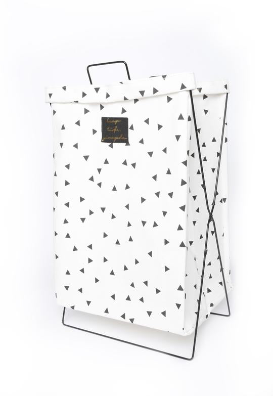 Canasto Triangulos Base Metálica