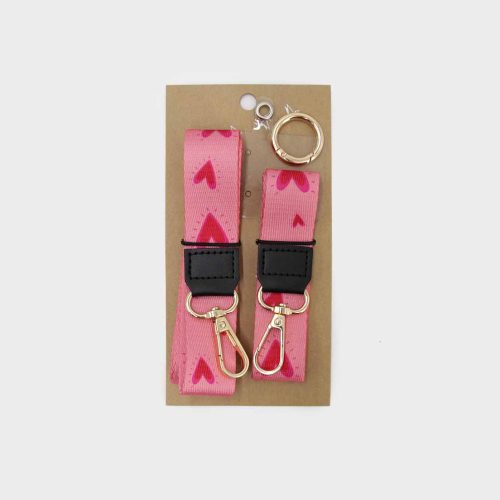 Strap Amore para celular corazones Rosado