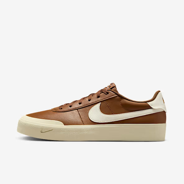 Zapatilla Court Shot Tan  Nike