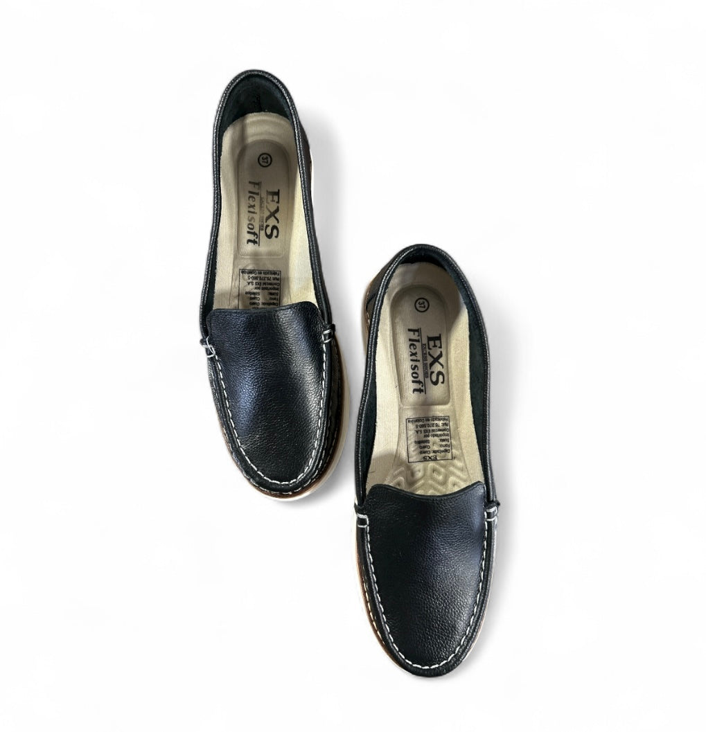 Mocasin Negro