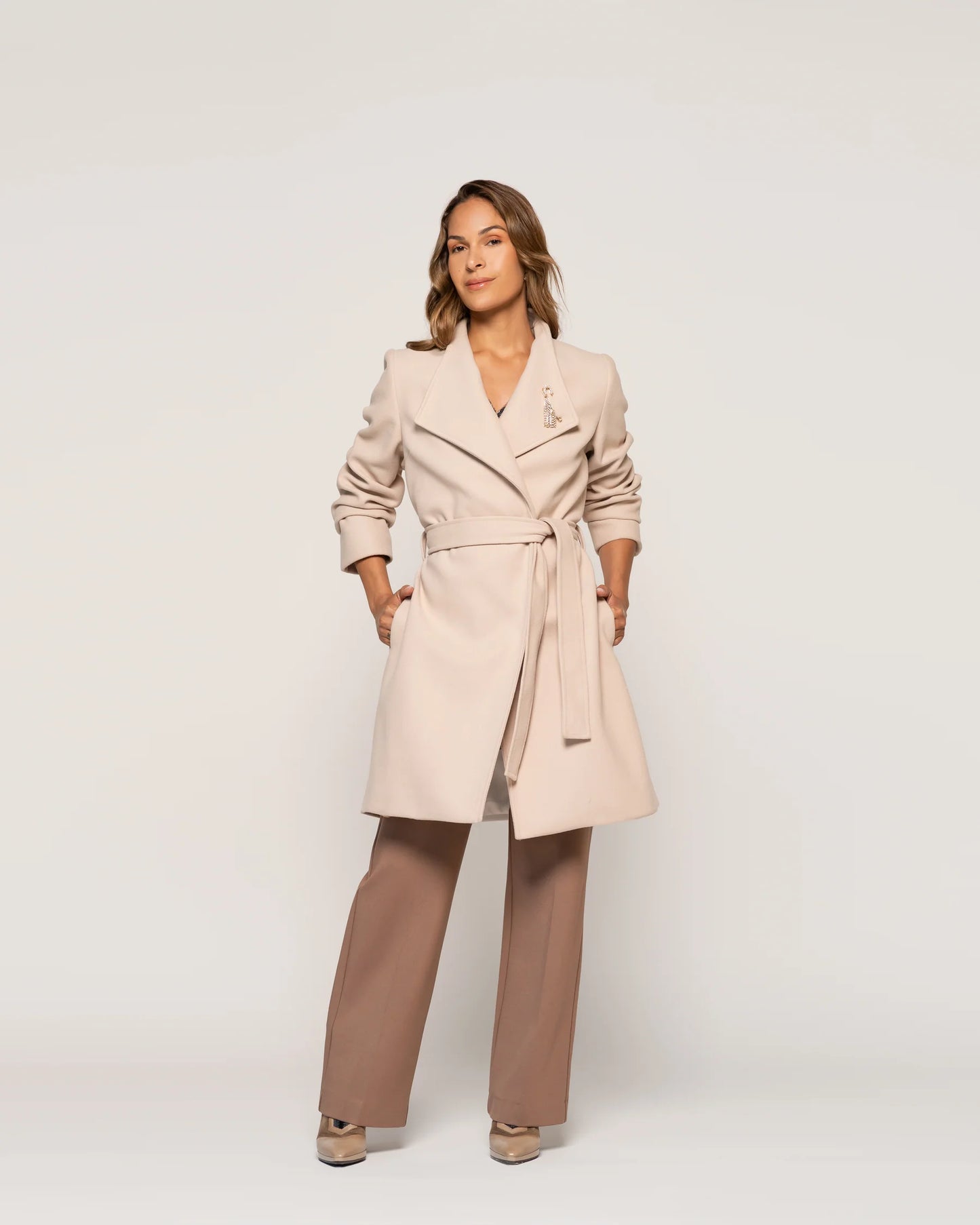 Abrigo Emilia Latte Cruzado Mujer Ludovica