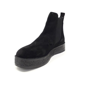 Marlow Black