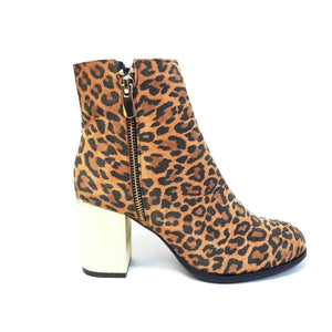 Rania  Leopard