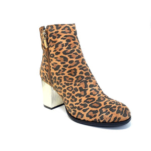 Rania  Leopard